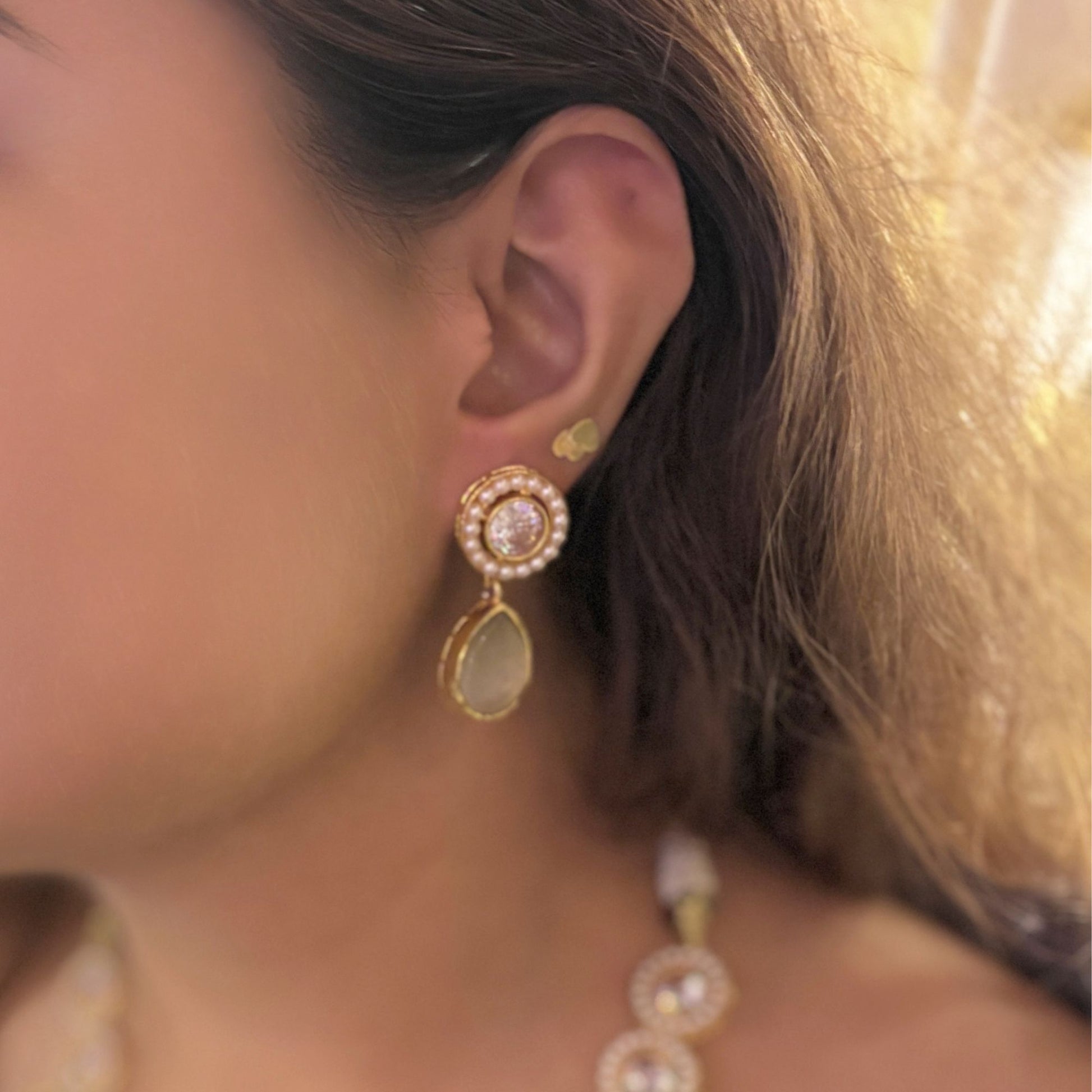 Kundan-Jewelry-Online-Necklace-Set