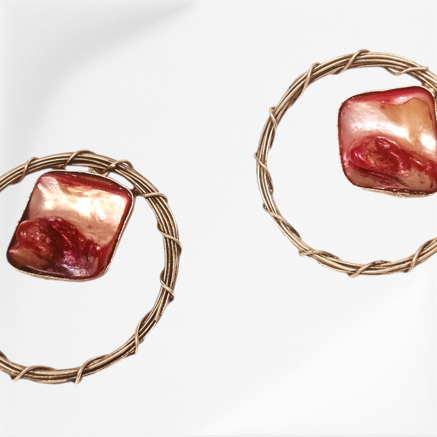 Silver-Hoop-Earrings-In-USA-For-Fashionable-Evenings-With-Your-Bestie