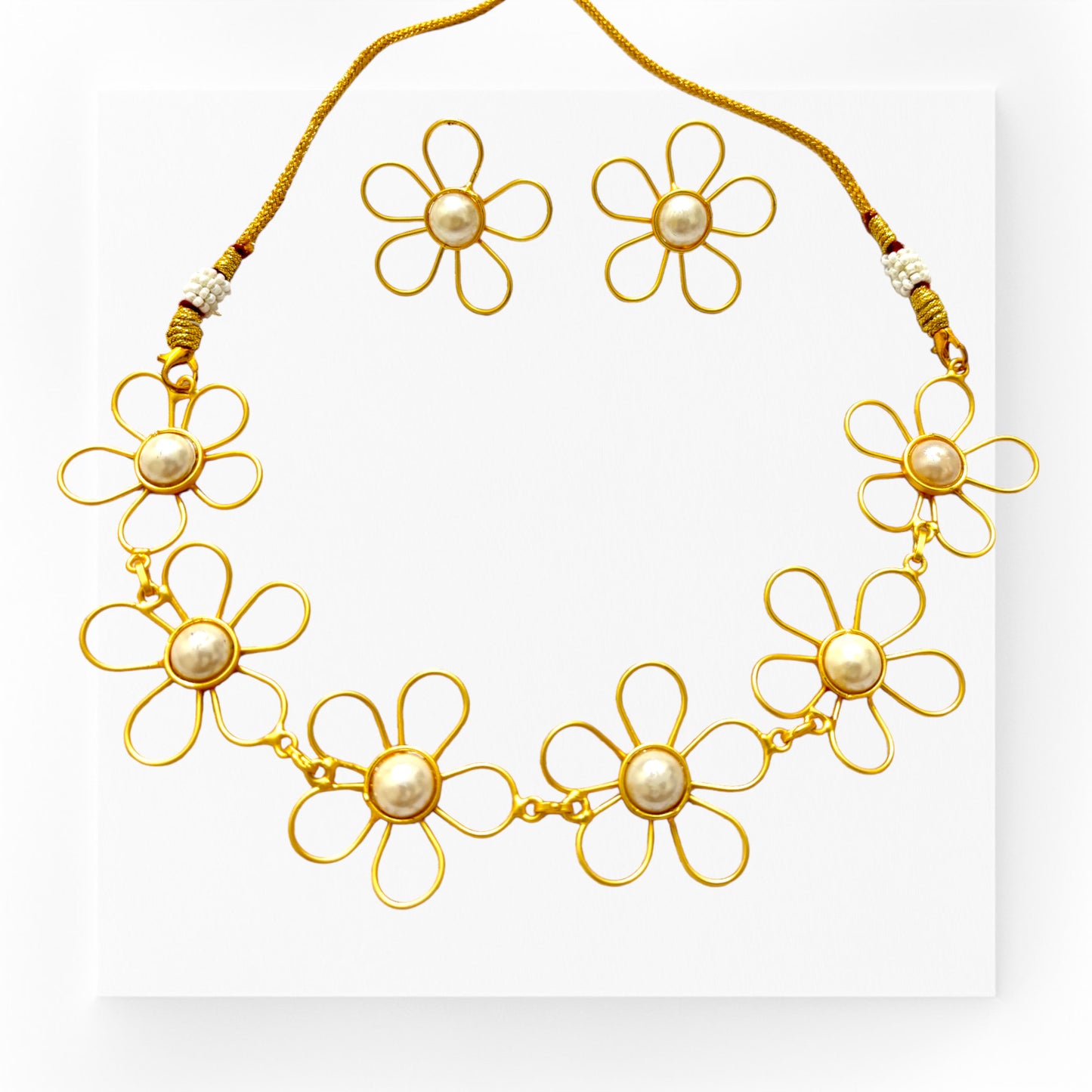 Statement-Floral-Necklace-In-Brass-In-18Kt-Plated-Polish