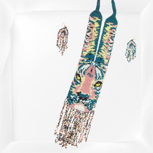 Long-Beaded-Necklace-In-Green-Pink-Color