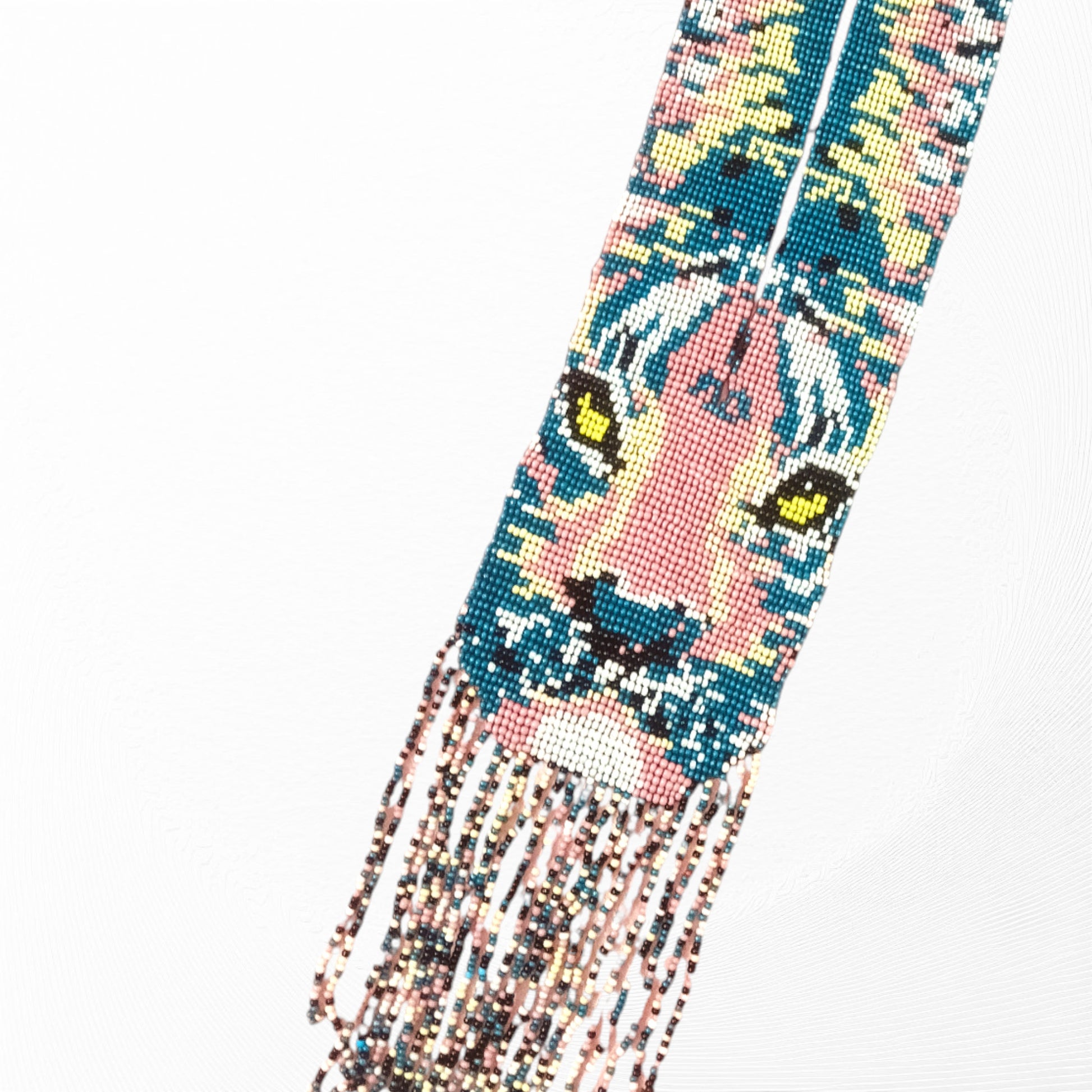 Tiger-Design-Seed-Bead-Necklace