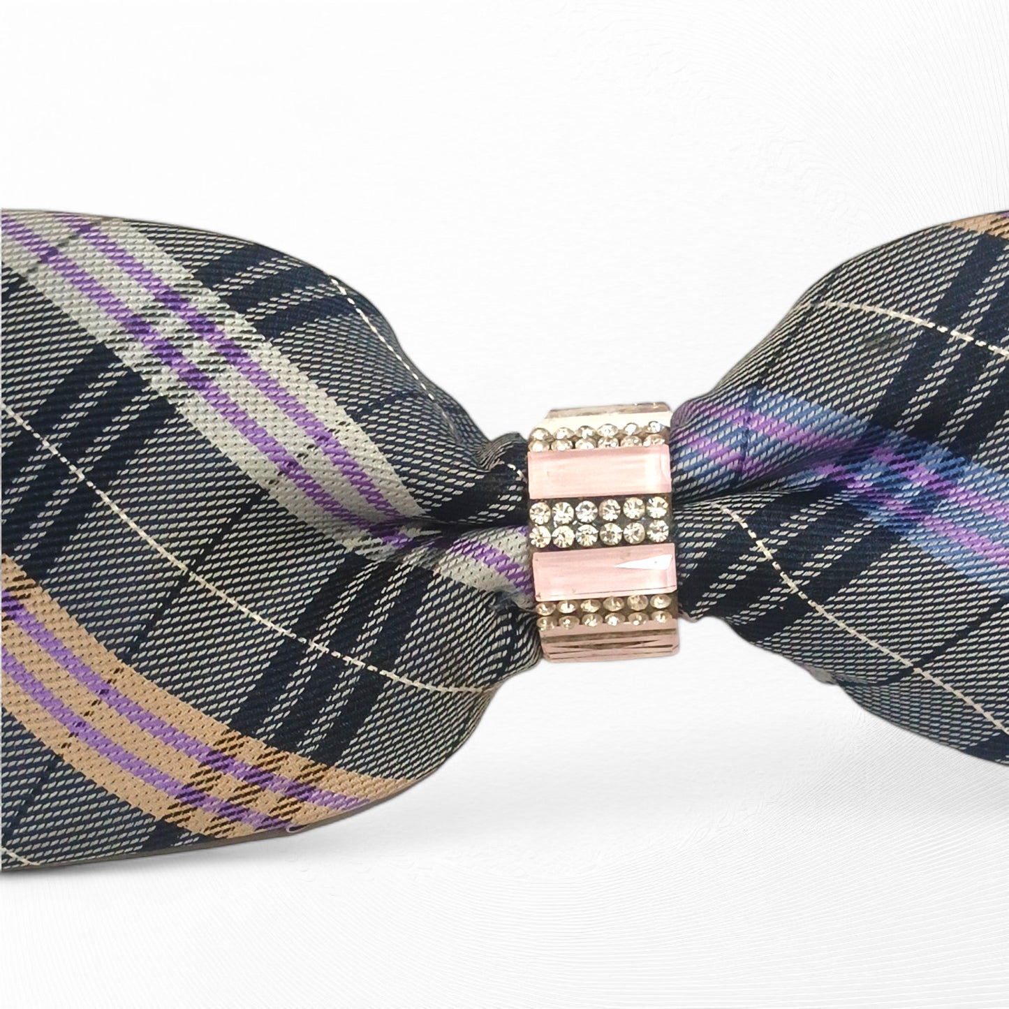 Meauiful’s Elegant Checkered Necktie Necklace