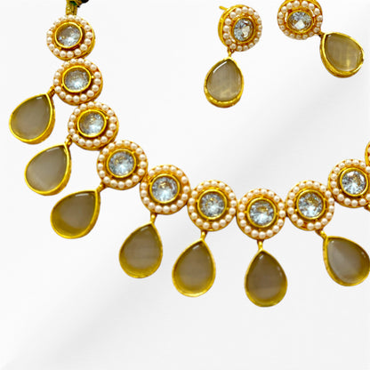 Meauiful’s Beautiful Twilight Kundan Necklace Set