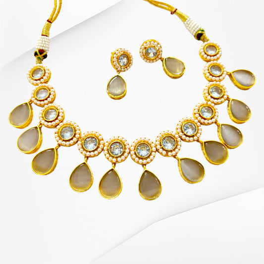 Meauiful’s Beautiful Twilight Kundan Necklace Set