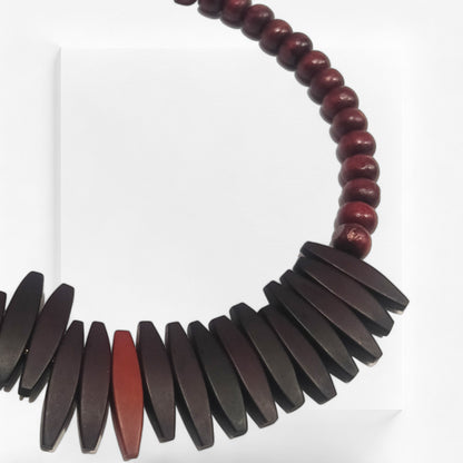 Meauiful’s Contemporary Beaded Choker Necklace