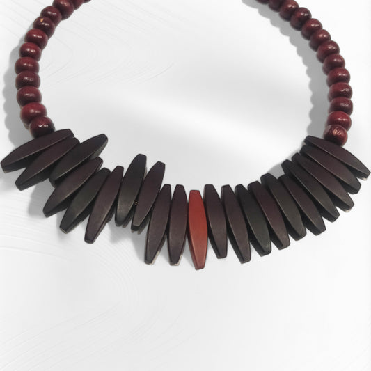 Meauiful’s Contemporary Beaded Choker Necklace